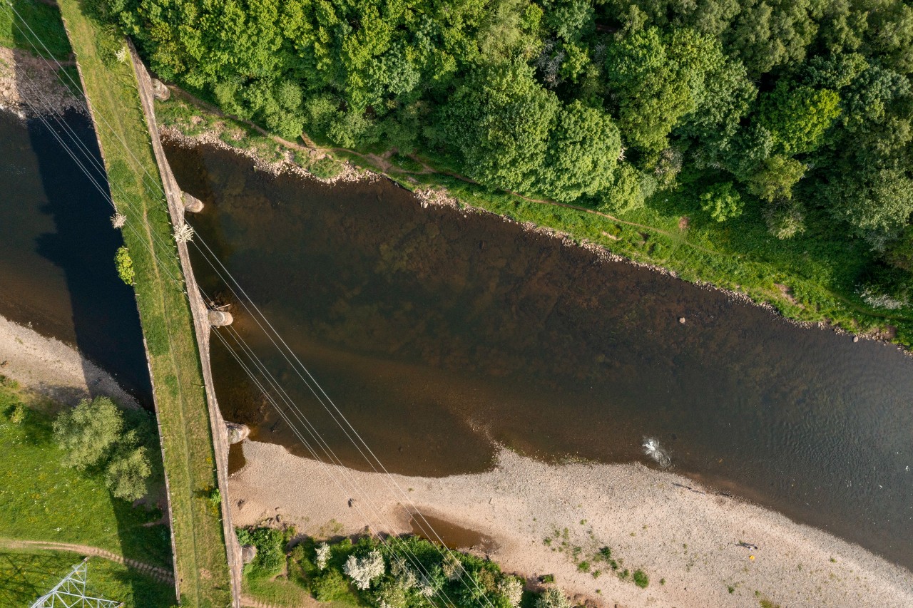 Waverley viaduct curves as it cross the River Eden