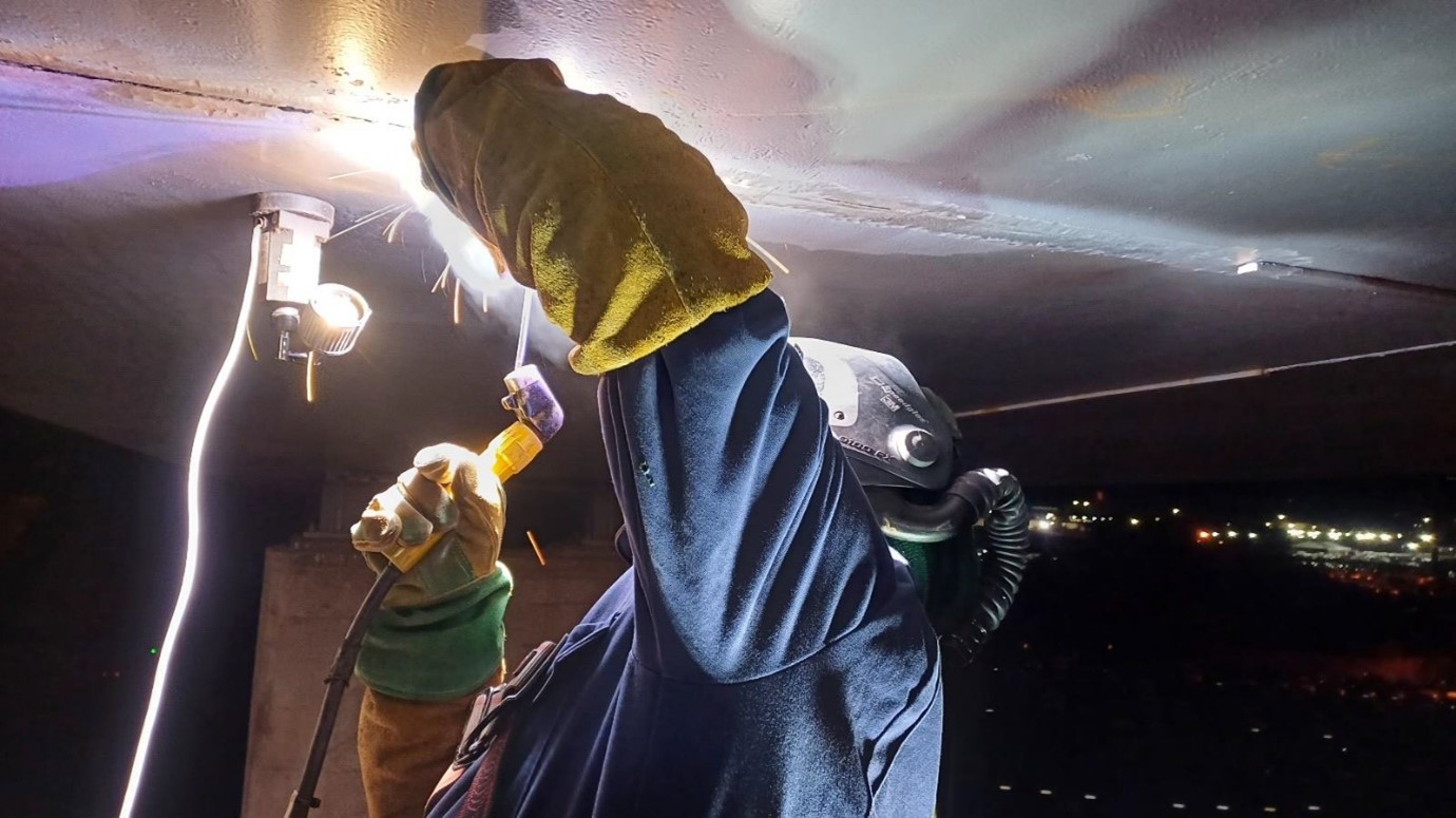 Welding repairs carried out on the underside of the bridge box section