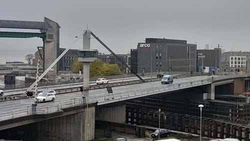 Image of Myton Swing Bridge in Hull, closed position with traffic on the bridge.