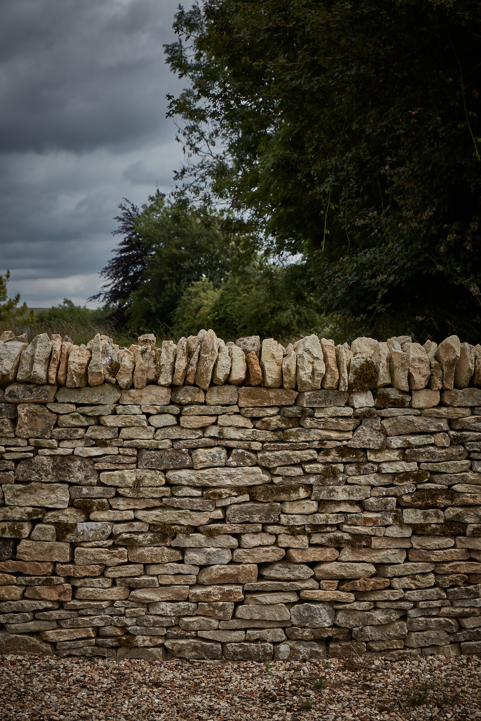 Dry stone wall